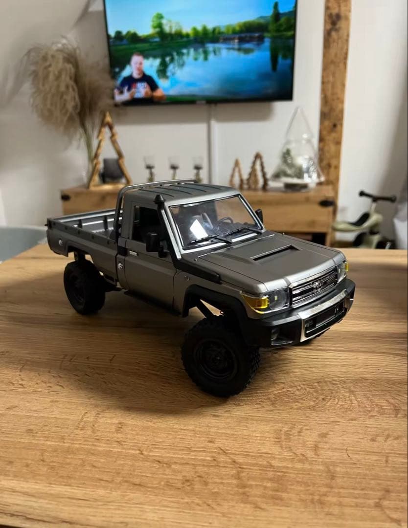 1:12 フルスケール RC カー MN82 pro toyota