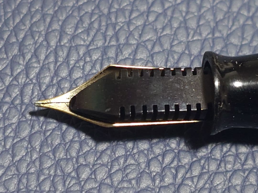 ヴィンテージ万年筆】パーカー バギュマチック ブルーダイヤ