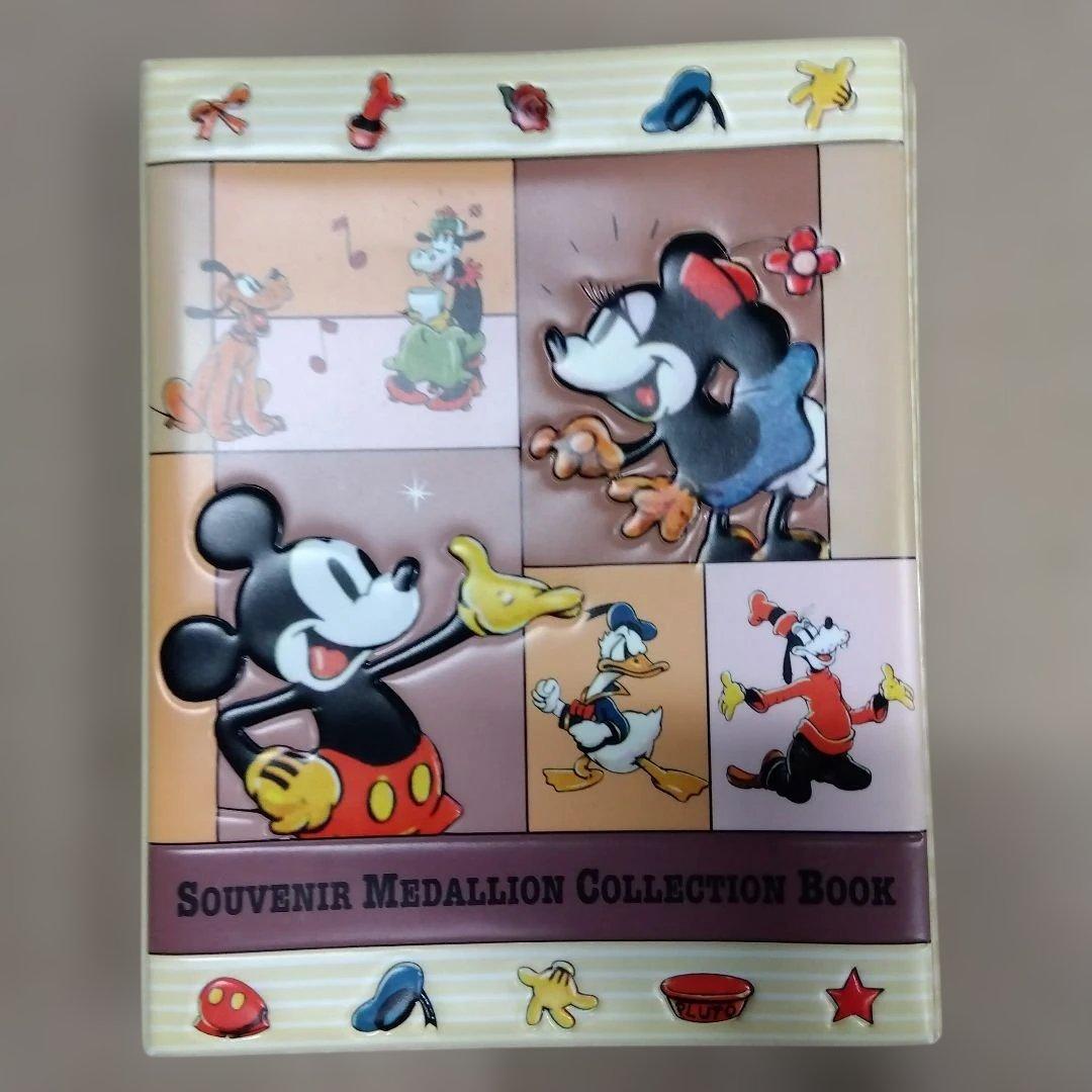 ディズニースーベニアメダルセット46枚セット - メルカリ
