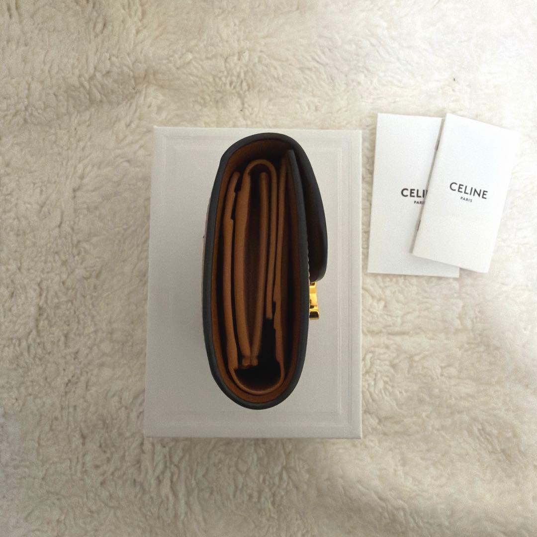 CELINE セリーヌ 財布 スモール フラップウォレット トリオンフ チェック