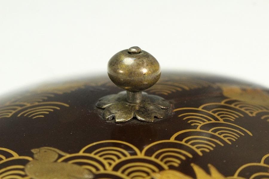 古鉄 纏枝蓮花紋 蒔絵蓋 鉄瓶 注器(K-LC688) - メルカリ