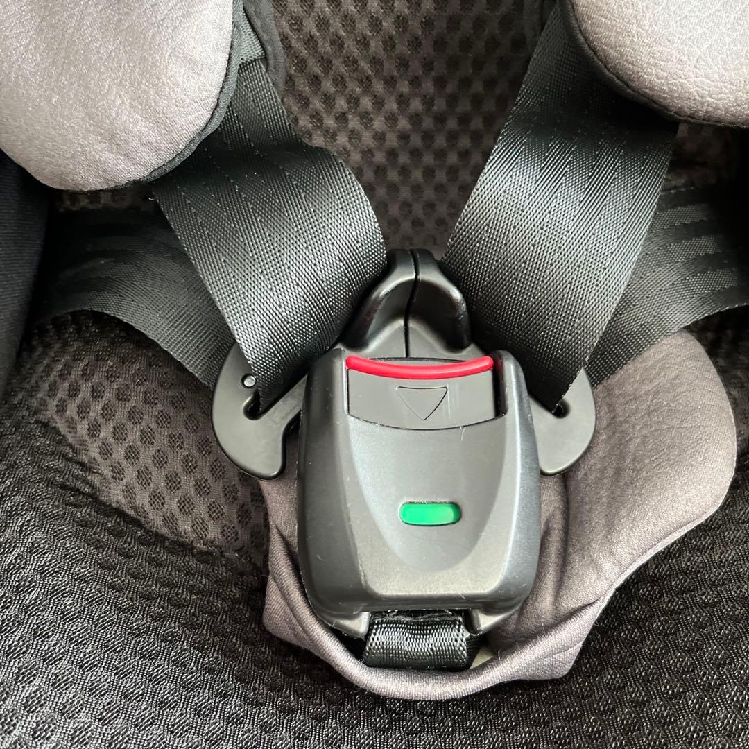 【美品・消毒済】Combi(コンビ)THE Sシリーズ　車用チャイルドシート