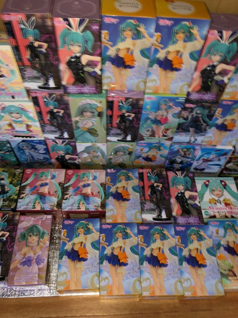 初音ミク　フィギュア　バニー　トロピカル　抹茶　アリス　アラビアン　50個