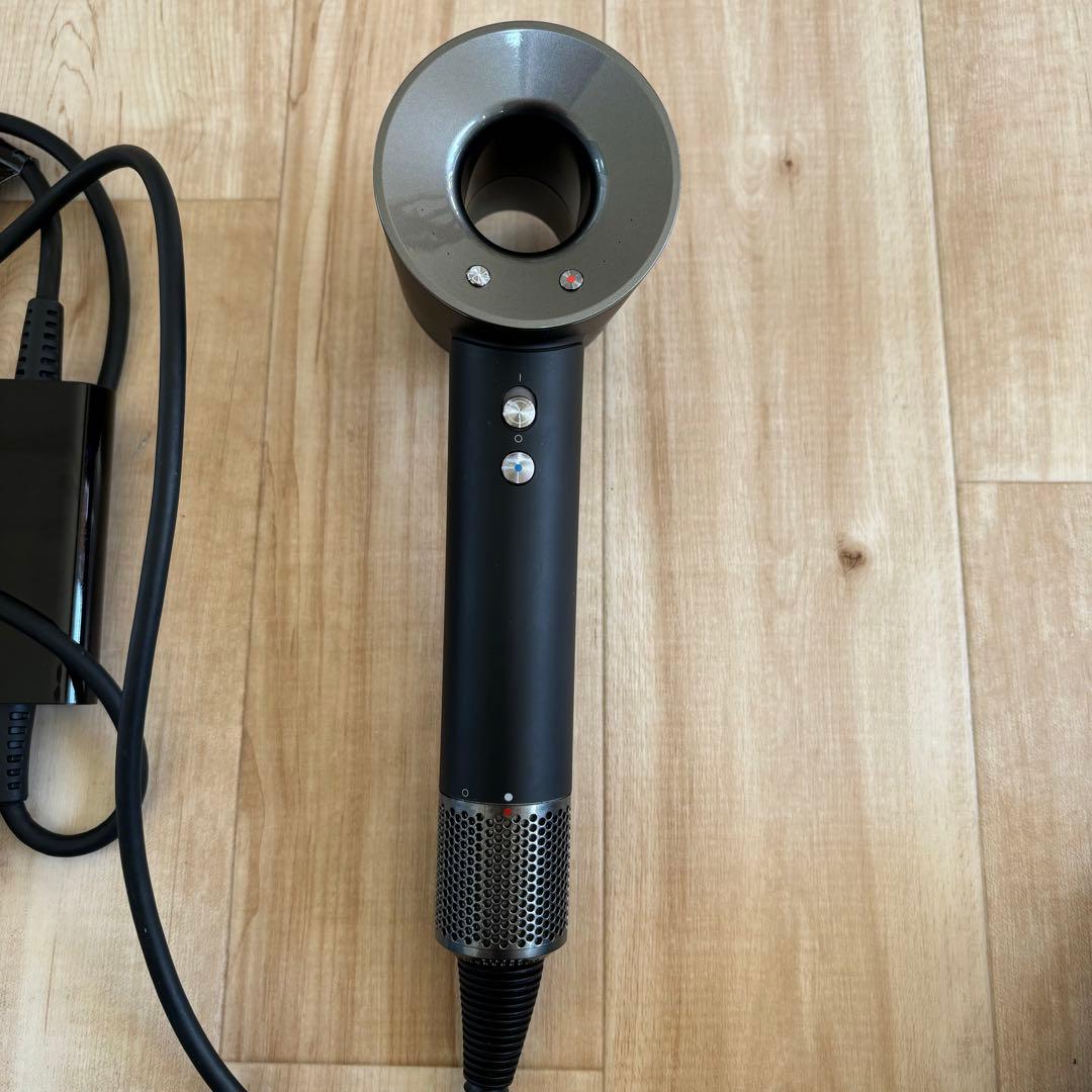 【大特価】Dyson supersonic ヘアドライヤー HD-08