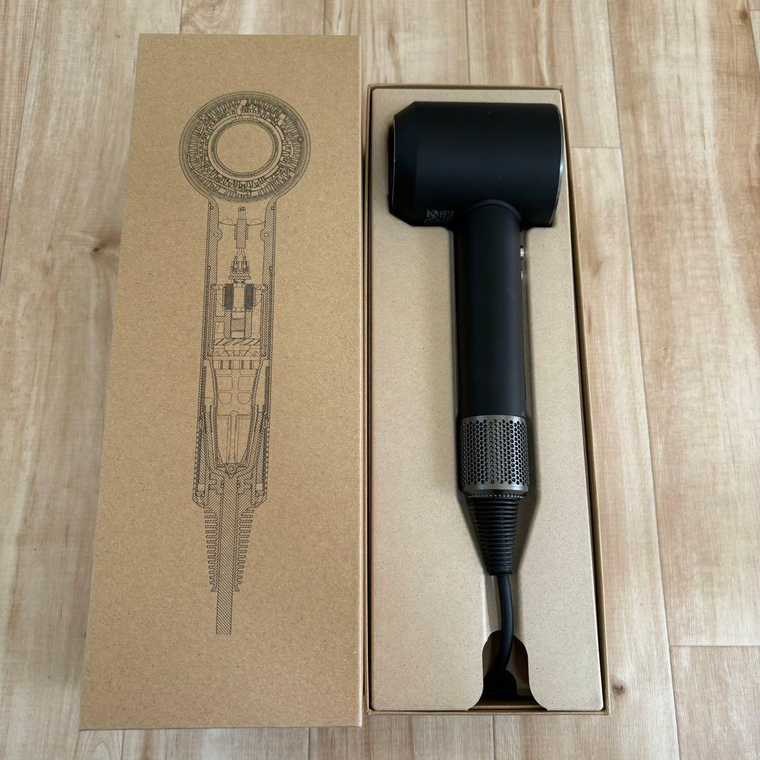 【大特価】Dyson supersonic ヘアドライヤー HD-08