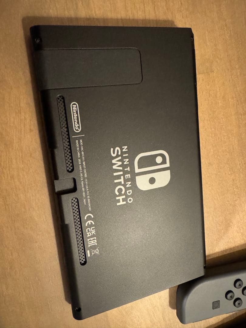 Nintendo Switch 2024年12月購入 グレー