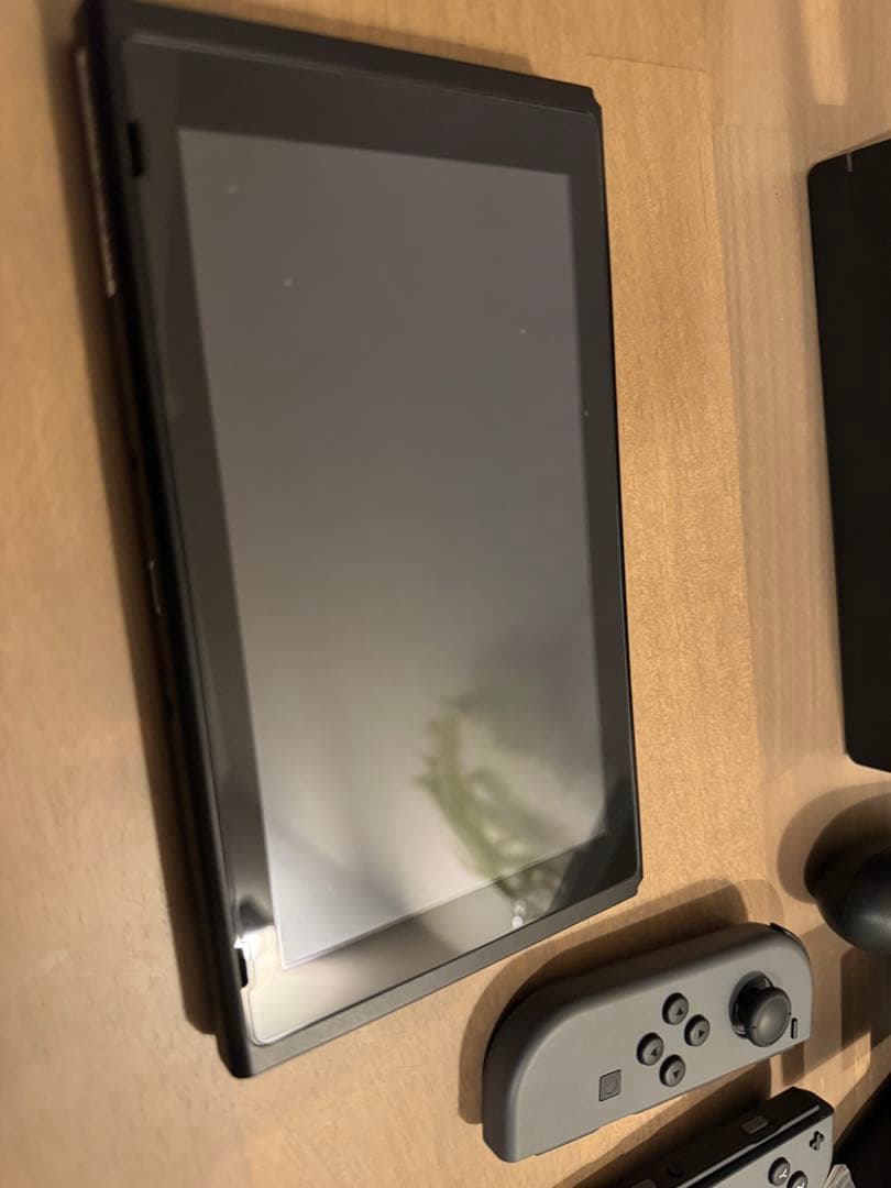 Nintendo Switch 2024年12月購入 グレー
