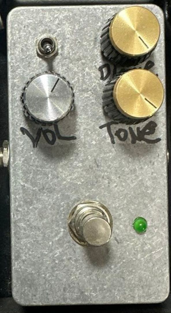 ギターエフェクター類のジャンクまとめ売り (エフェクターケースに梱包