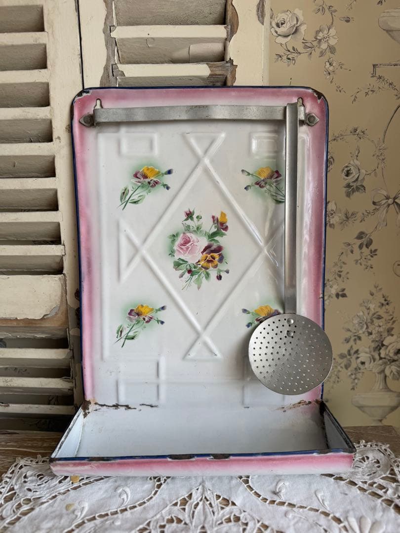 フランスアンティークジャピー社薔薇とパンジーのホーローレードル