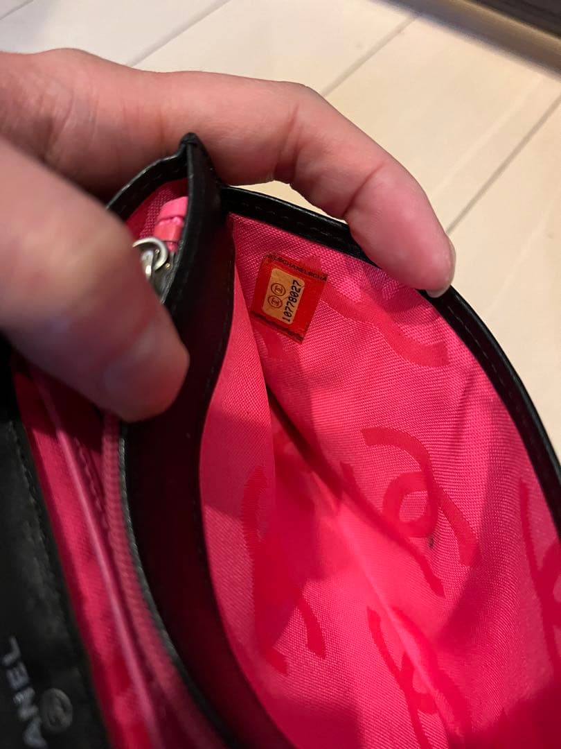 CHANEL カンボンライン　キルティング 二つ折り財布　ブラック