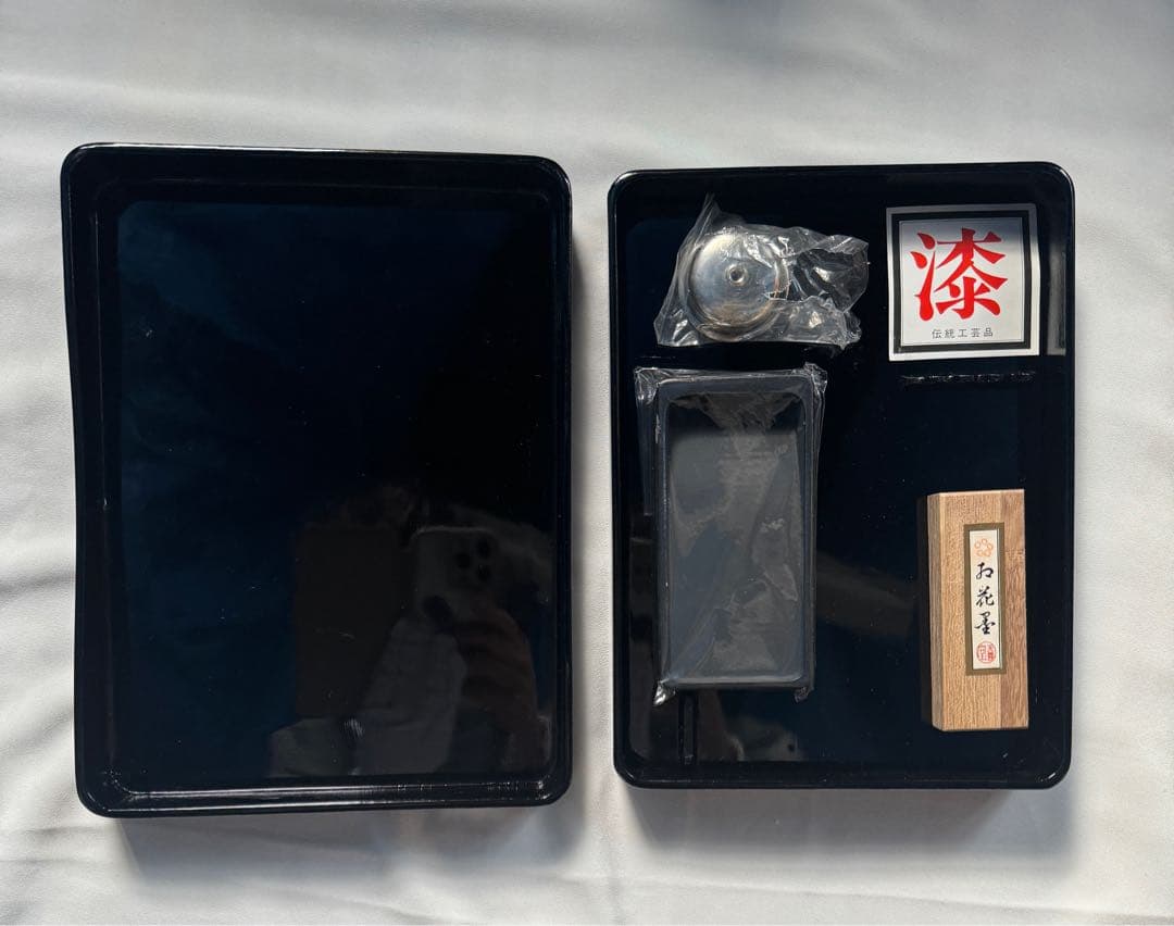 漆塗装　天然木　硯箱　蒔絵付御所車　伝統工芸品