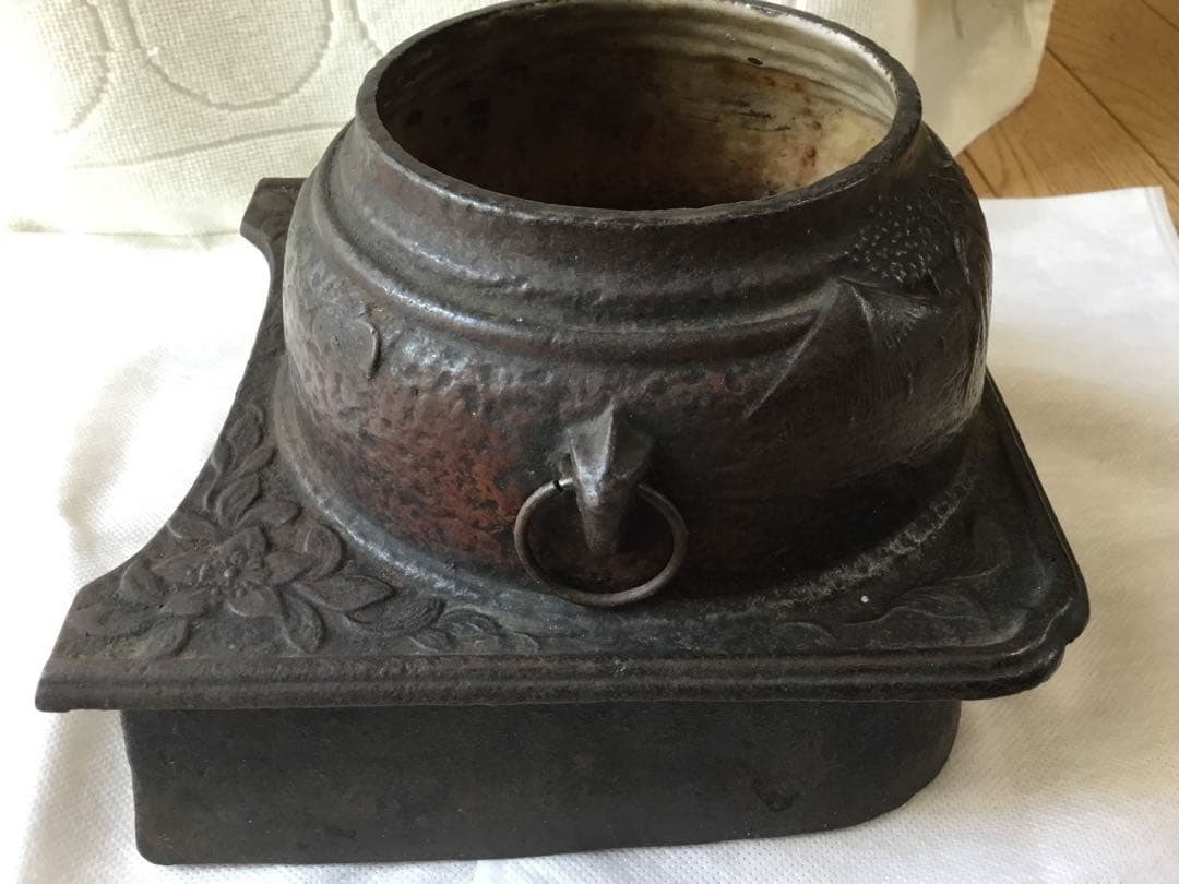 金龍堂 鳥の図鉄瓶 2646g トコニコ 東さ7-0404☆2F 金龍堂 鳥の図鉄瓶