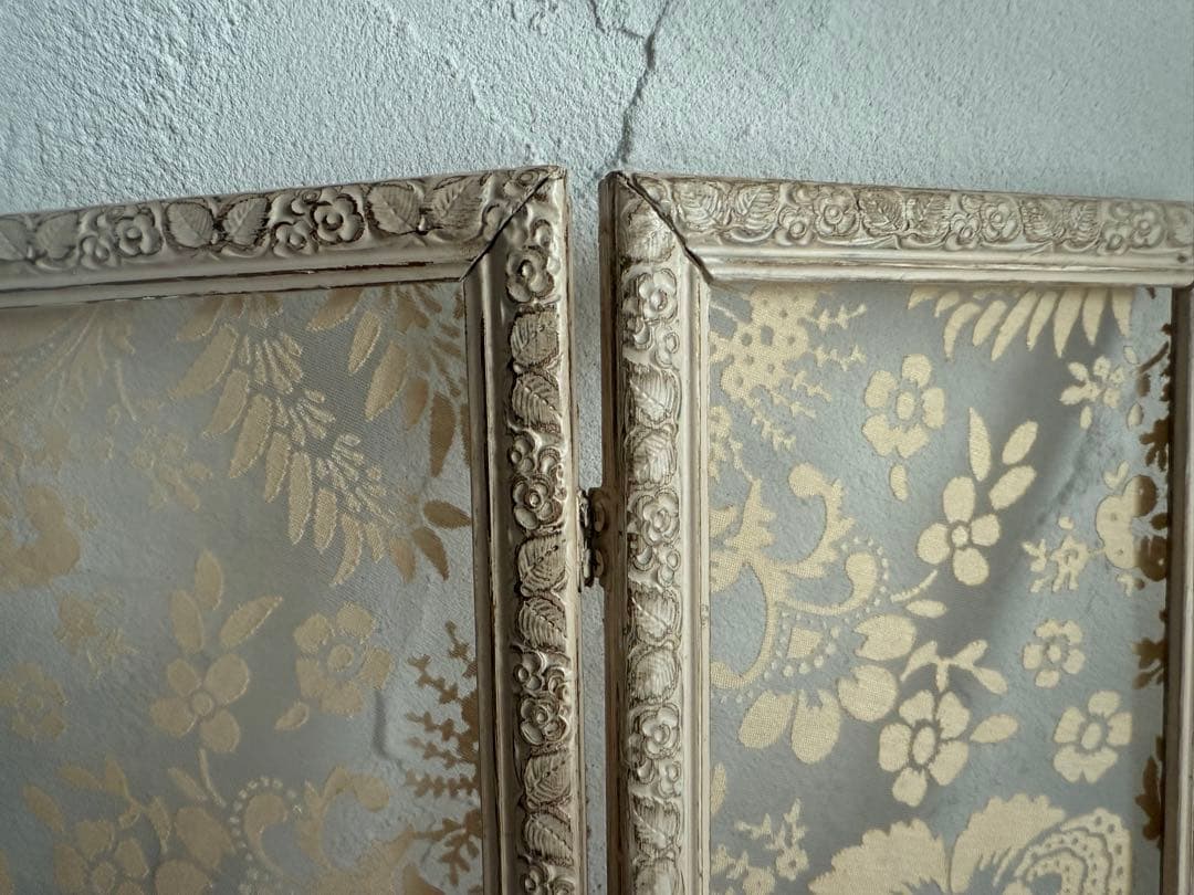 フランスアンティーク二つ折りフレーム レース花柄