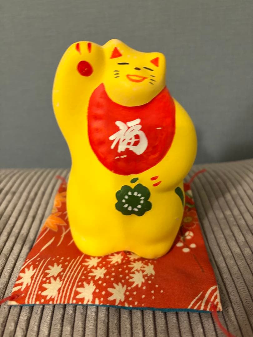 湯布院招き猫抽選品　輪葉葉黄色の招き猫 置物 工房 輪葉葉 -猫たち-