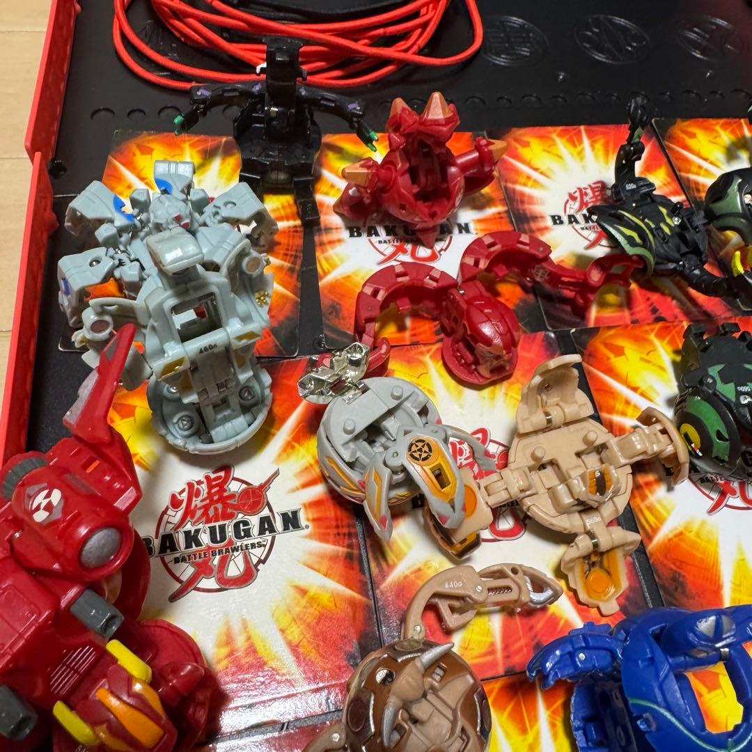 爆丸　スタジアム　本体34体　説明書付