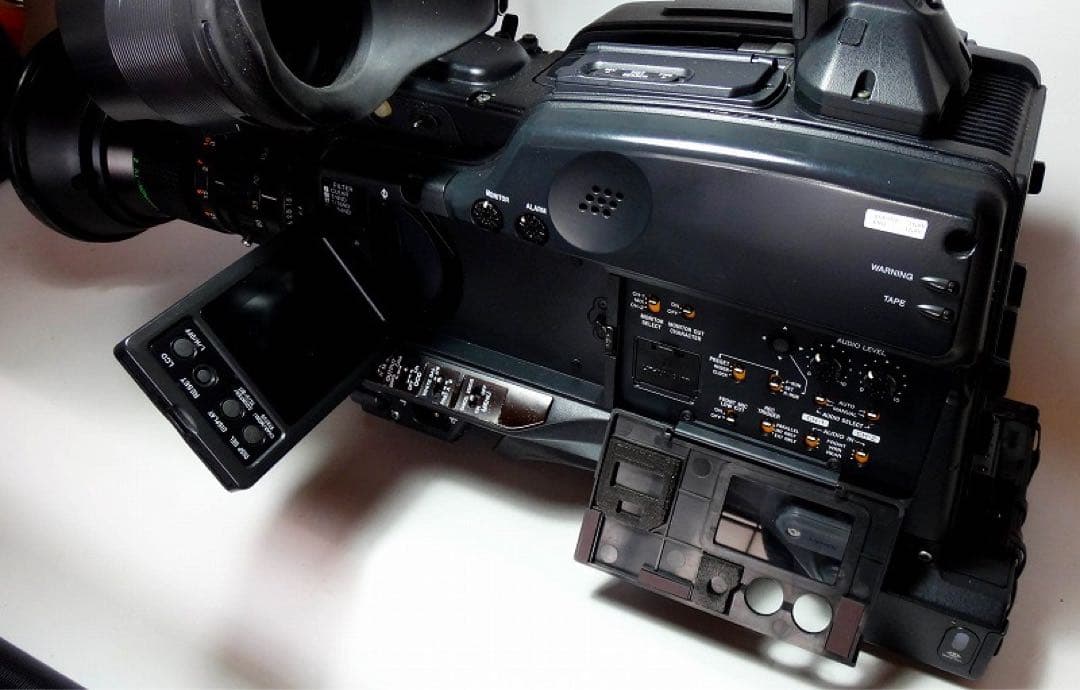 U*I様 業務用ビデオカムコーダー（DVカム）