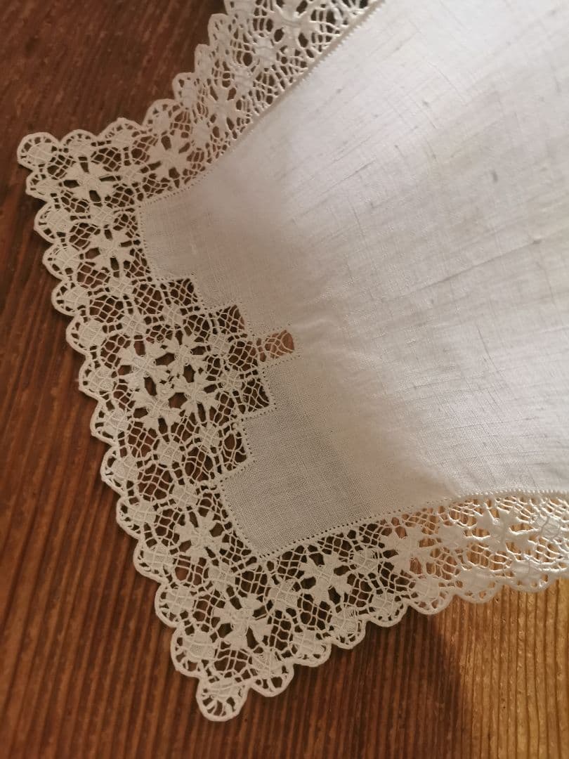 アンティークイギリス ホワイトニードルワークsabaレース梯子刺繍