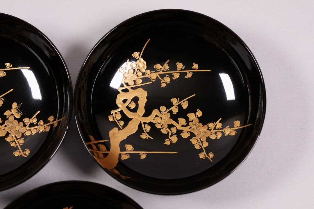 【CM233】古い木皿 五客 梅 金蒔絵 黒塗 小皿 菓子皿 木製漆器 大正昭和
