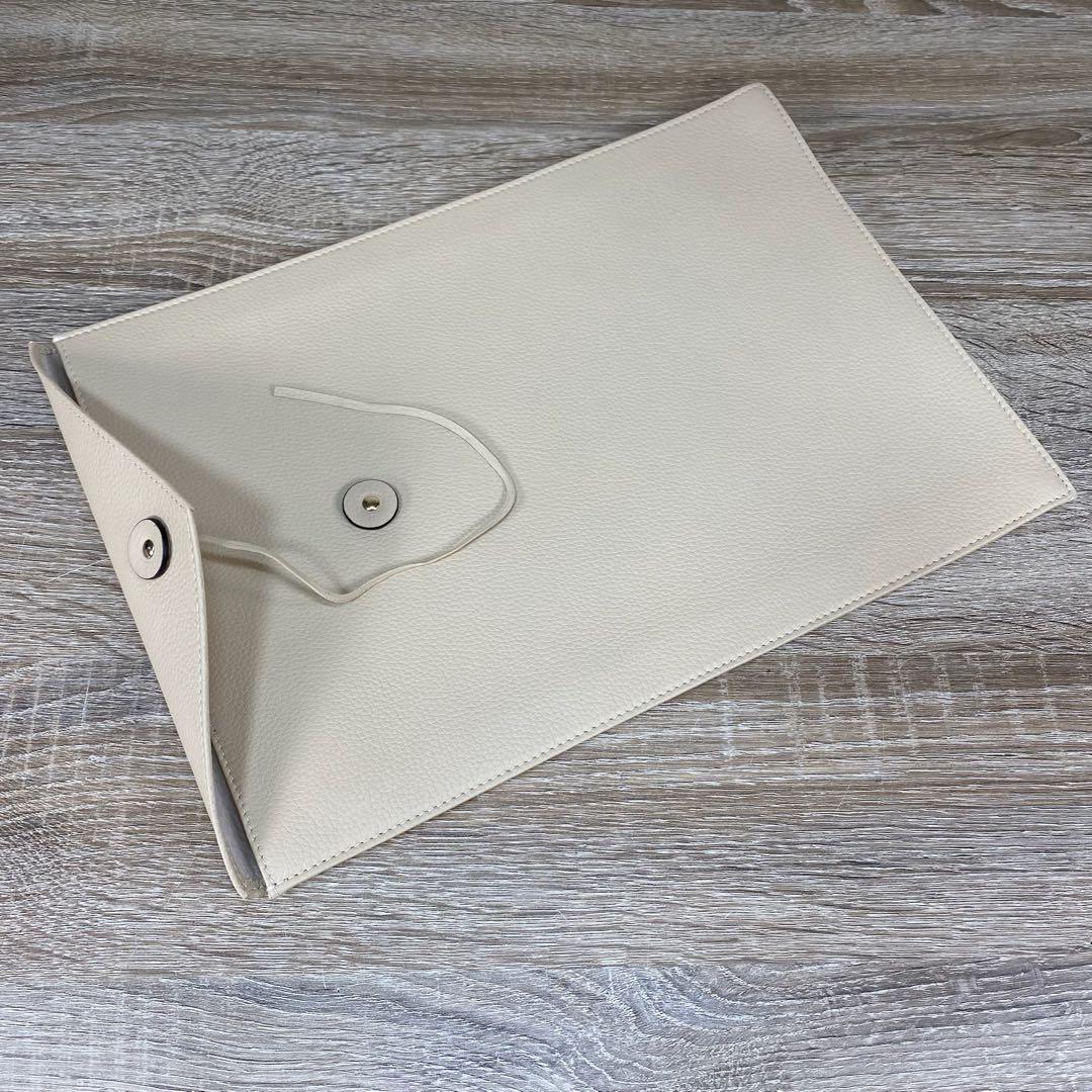 シセイ　ドキュメントケース　レザー　ベージュ