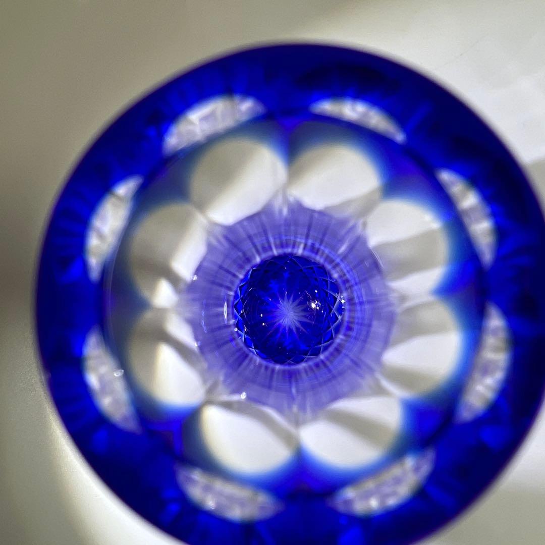 島津磯斉 薩摩切子色被ガラス鶴首花入 共箱 高さ15㎝ 東Y7-0717⭐︎1F