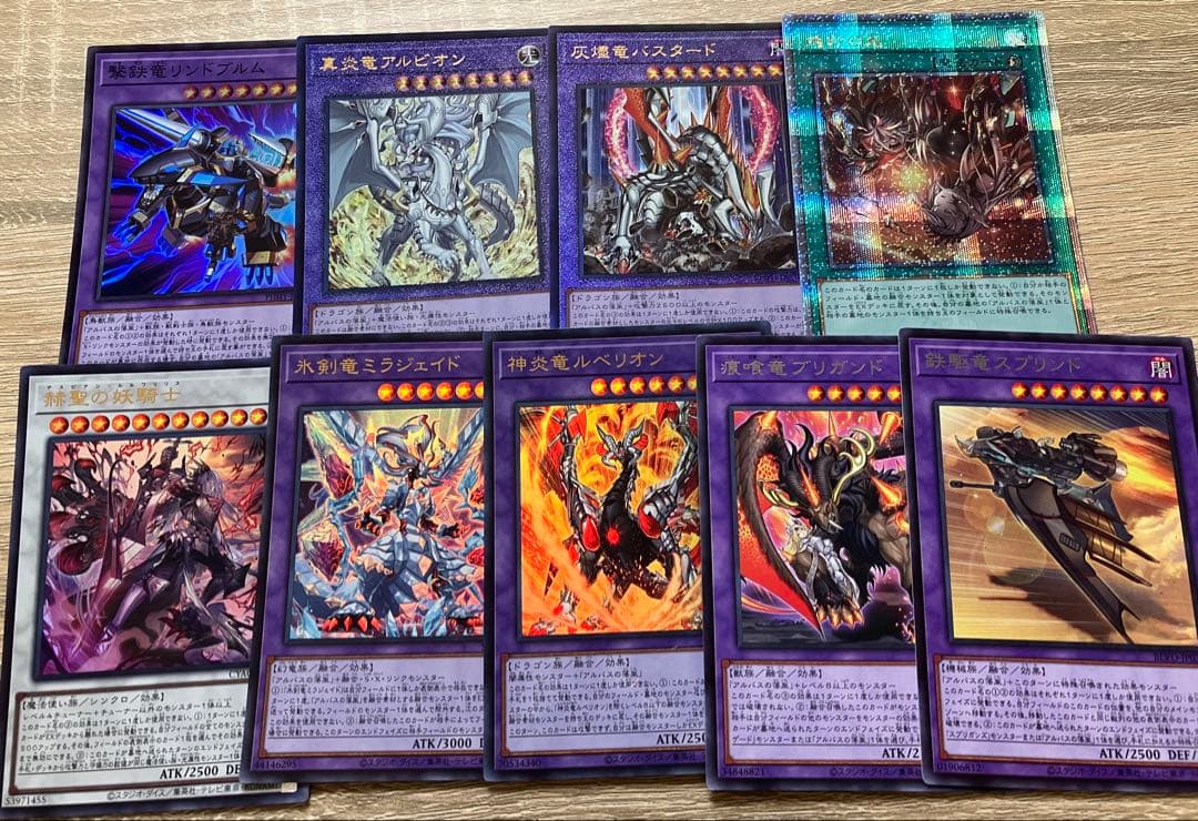 白の聖女エクレシアイラスト違い3枚アルバス・カルテシア各１枚　25th