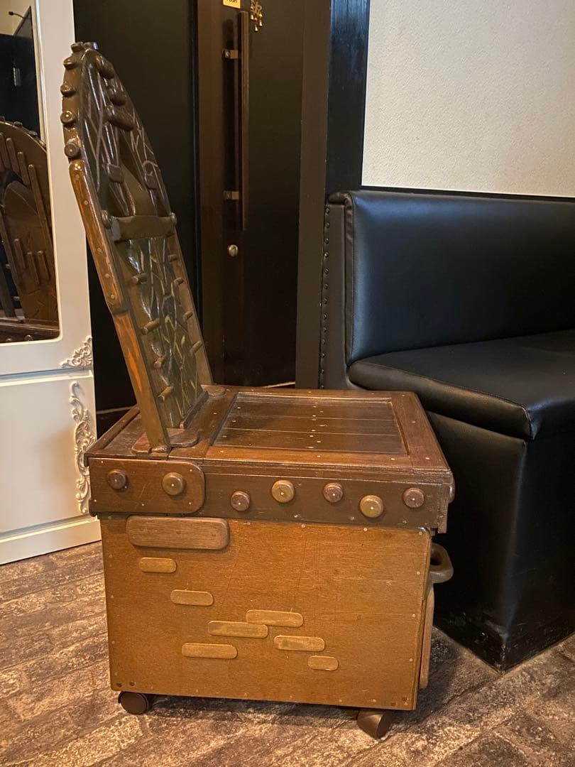 超希少♦️重厚なデザイン♦️アンティーク ウッド チェア 便利な