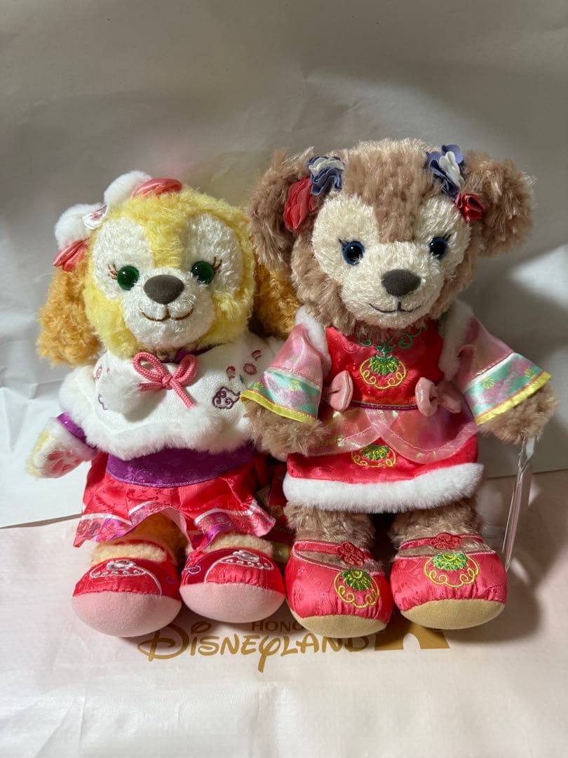 (売り切り価格)香港ディズニーランド　ダッフィー ＆フレンズ　ぬいぐるみ