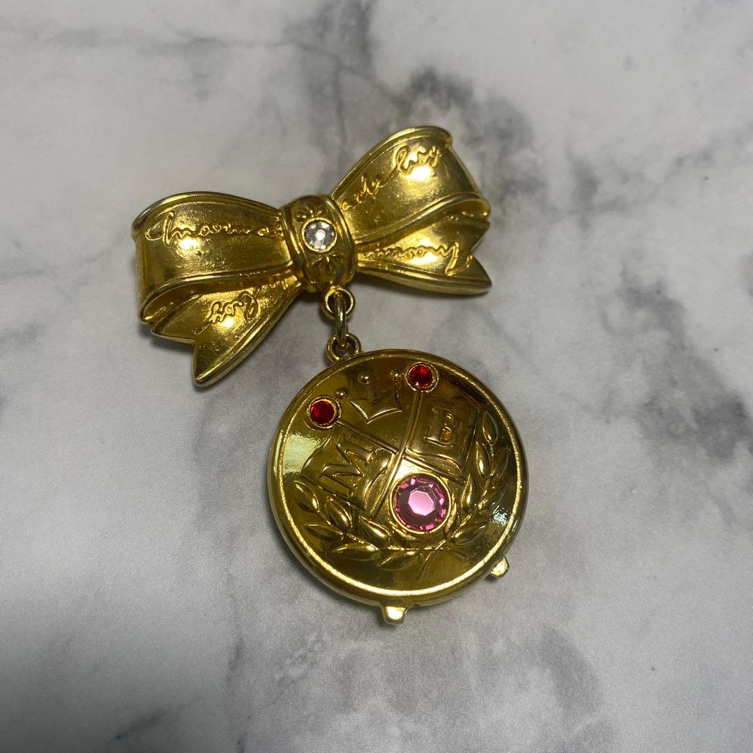 ママレードボーイ メダイユブローチ 当時物 1994年 - メルカリ