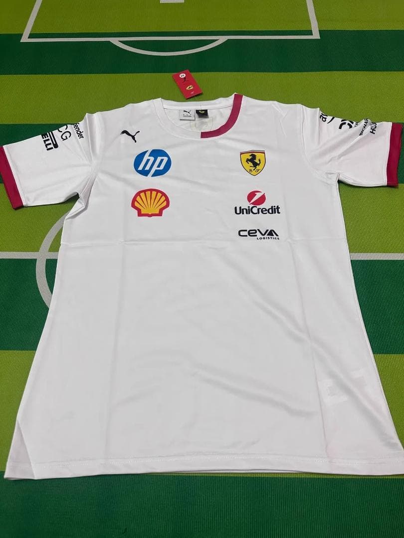 2025年F1フェラーリ ホワイトクルーネックレーシングウェア