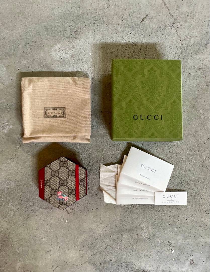 GUCCI グッチ メモ帳