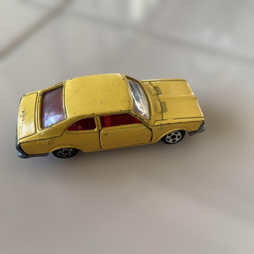 香港トミカ　トヨタ　スプリンター1200 SL　イエロー　香港製
