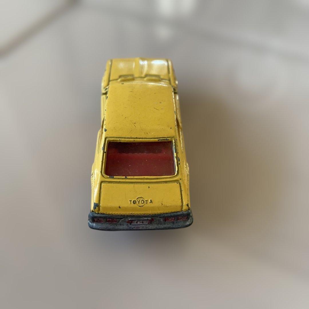 香港トミカ　トヨタ　スプリンター1200 SL　イエロー　香港製