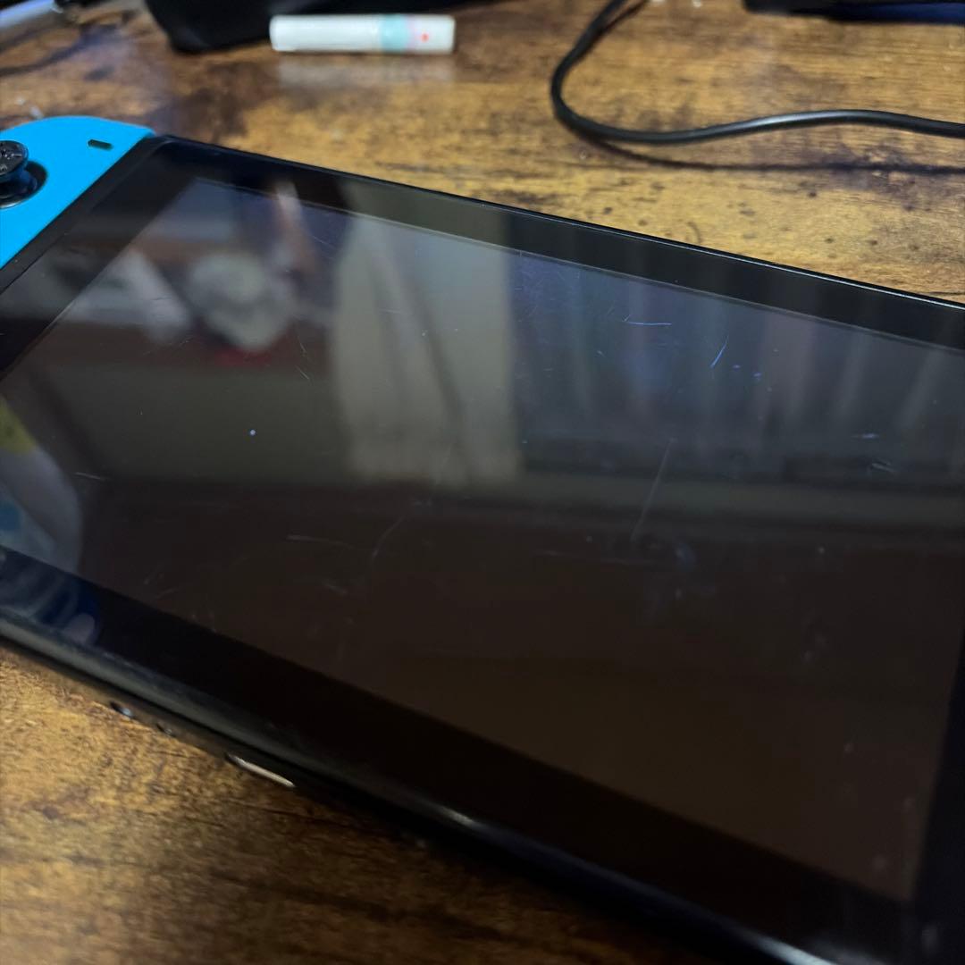 Nintendo Switch 本体 青と赤のジョイコンプロコンつき