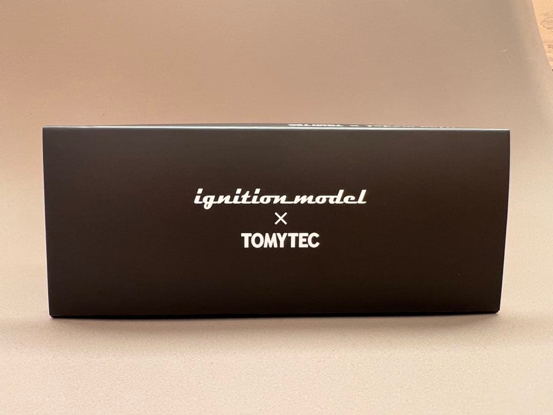 日産レパード アルティマ イグニションモデル✖️トミーテック1/43 あぶない刑事