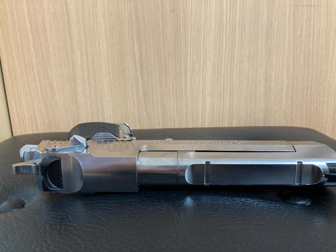 東京マルイ デザートイーグル.50AE クロームステンレス