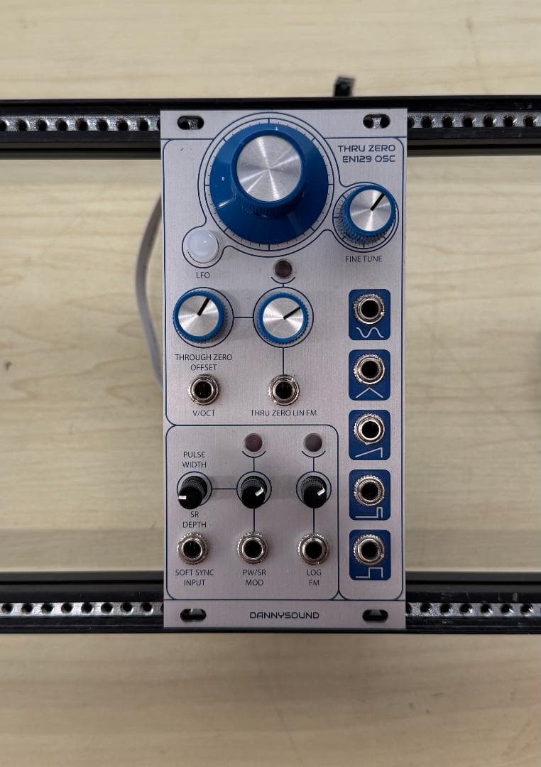 DANNYSOUND THRU ZERO EN129 OSC モジュラーシンセ Dannysound EN129
