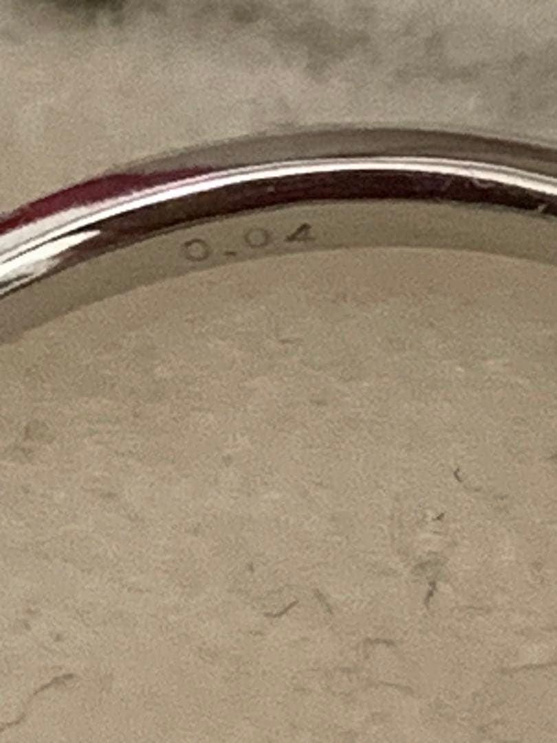 プラチナ950V字型リング イエローダイヤモンド　サイズ13号