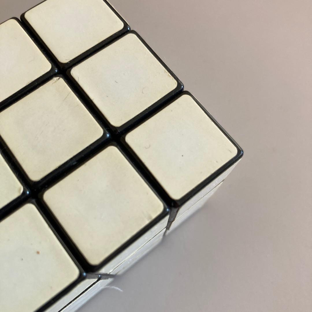 MARTIN MARGIELA　マルタンマルジェラ＿ルービックキューブ