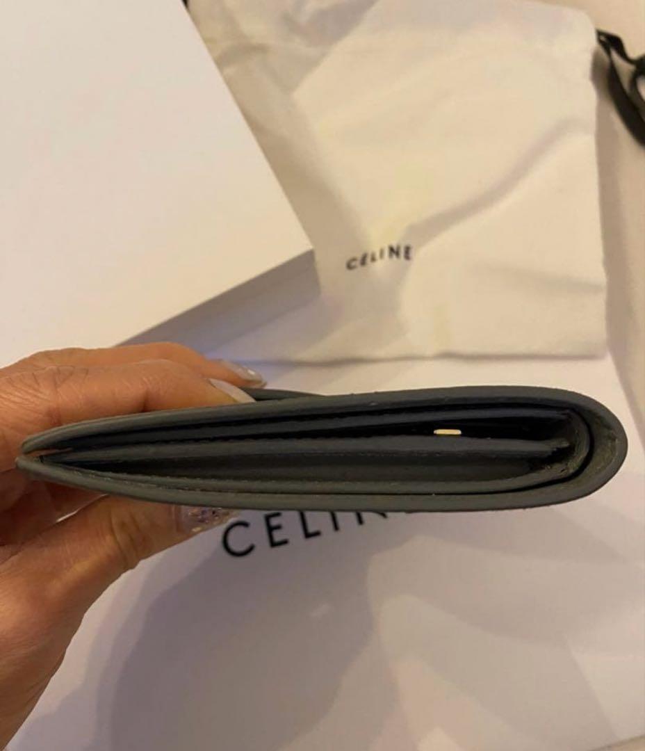 セリーヌグレー レザー 二つ折り財布