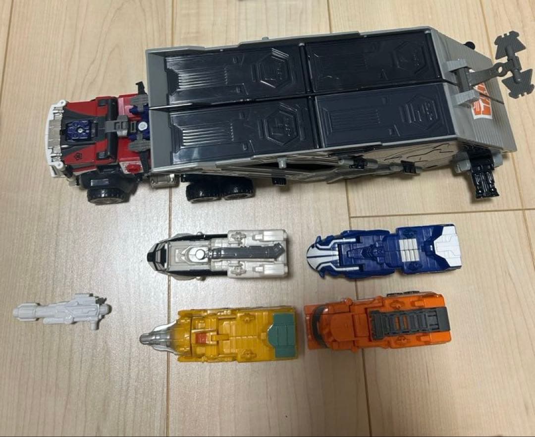 トランスフォーマー グランドコンボイ オメガスプリーム 2体セット