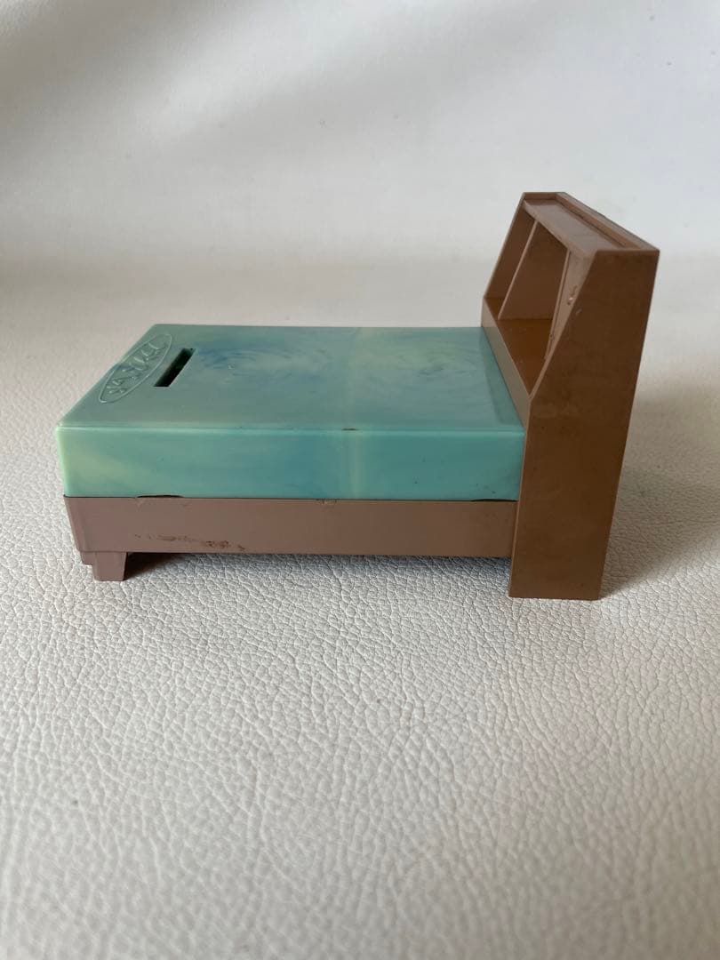 フランスベッド ベッド型 貯金箱 樹脂製 希少品 非売品 ノベルティグッズ 中古