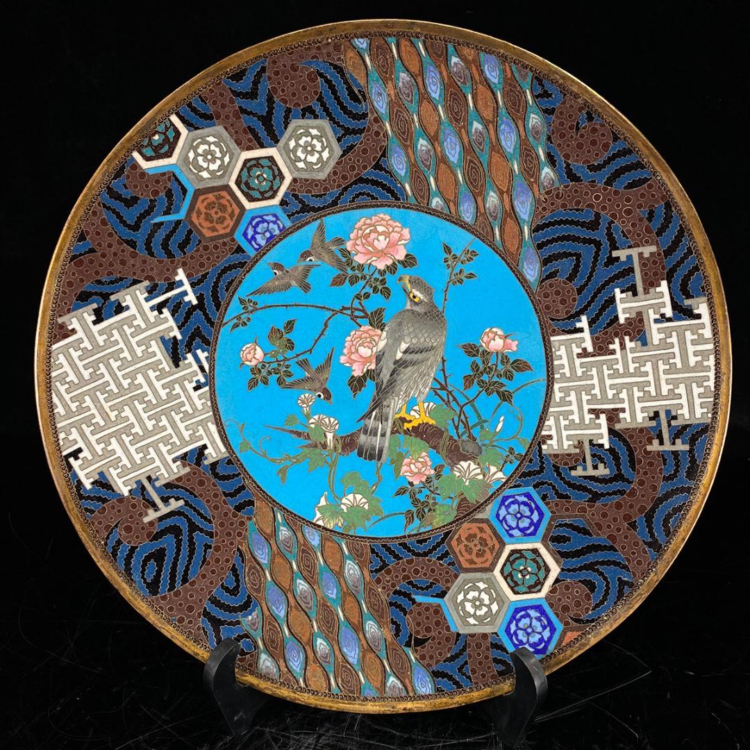 随心堂】希少品 景泰藍焼 七宝焼 銅線有 牡丹鷹雀花鳥文飾皿 共箱 銅