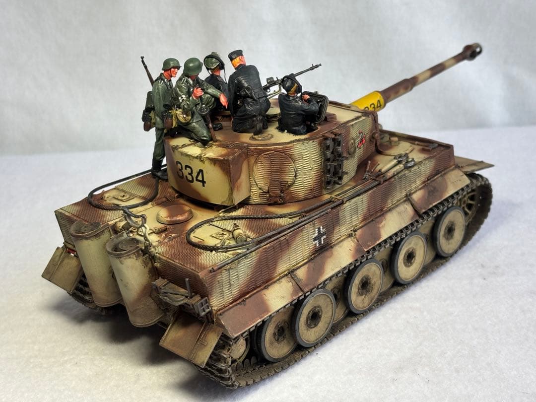1／３５ドイツ陸軍タイガー1重戦車プラモデル完成品