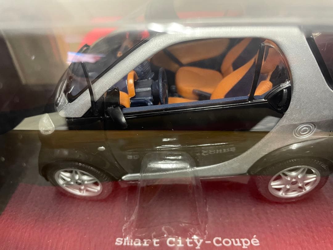メルセデスベンツ　スマートシティークーペ