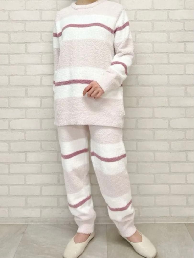 1回着用　ジェラピケ　パウダーボーダー　プルオーバー＆ロングパンツ　ピンク