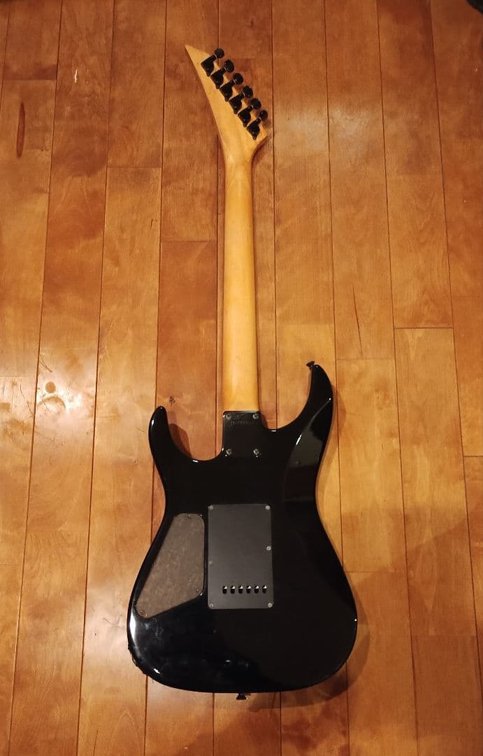 値下げFERNANDES リミテッドエディション エレキギター ブラック