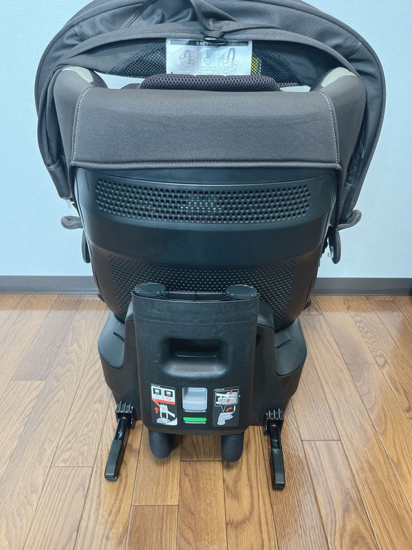 【極美品】エールベベ クルット3i グランス チャイルドシート BF851