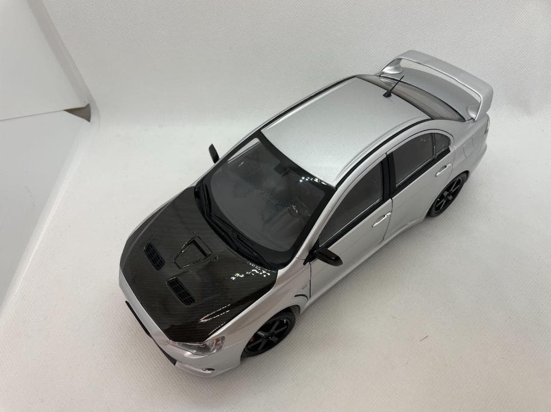 101-108 VIAT MODEL 1/18 三菱 ランサー エボリューション