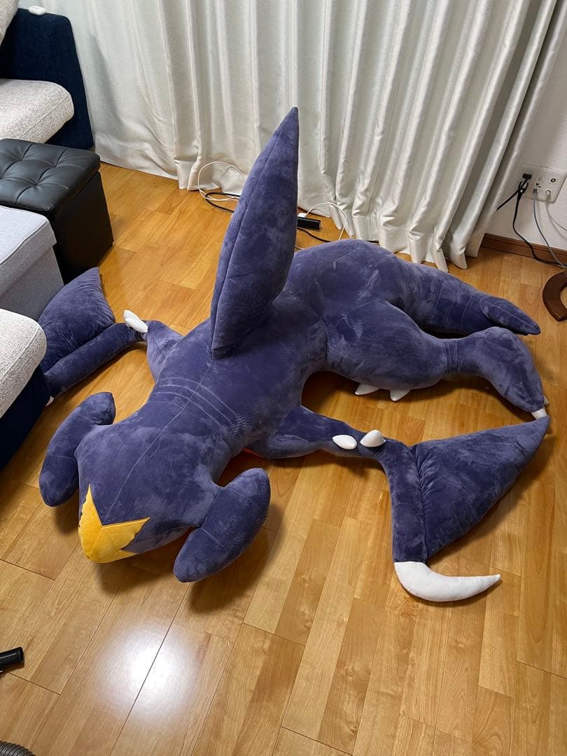 【最終値下げ】等身大ガブリアス