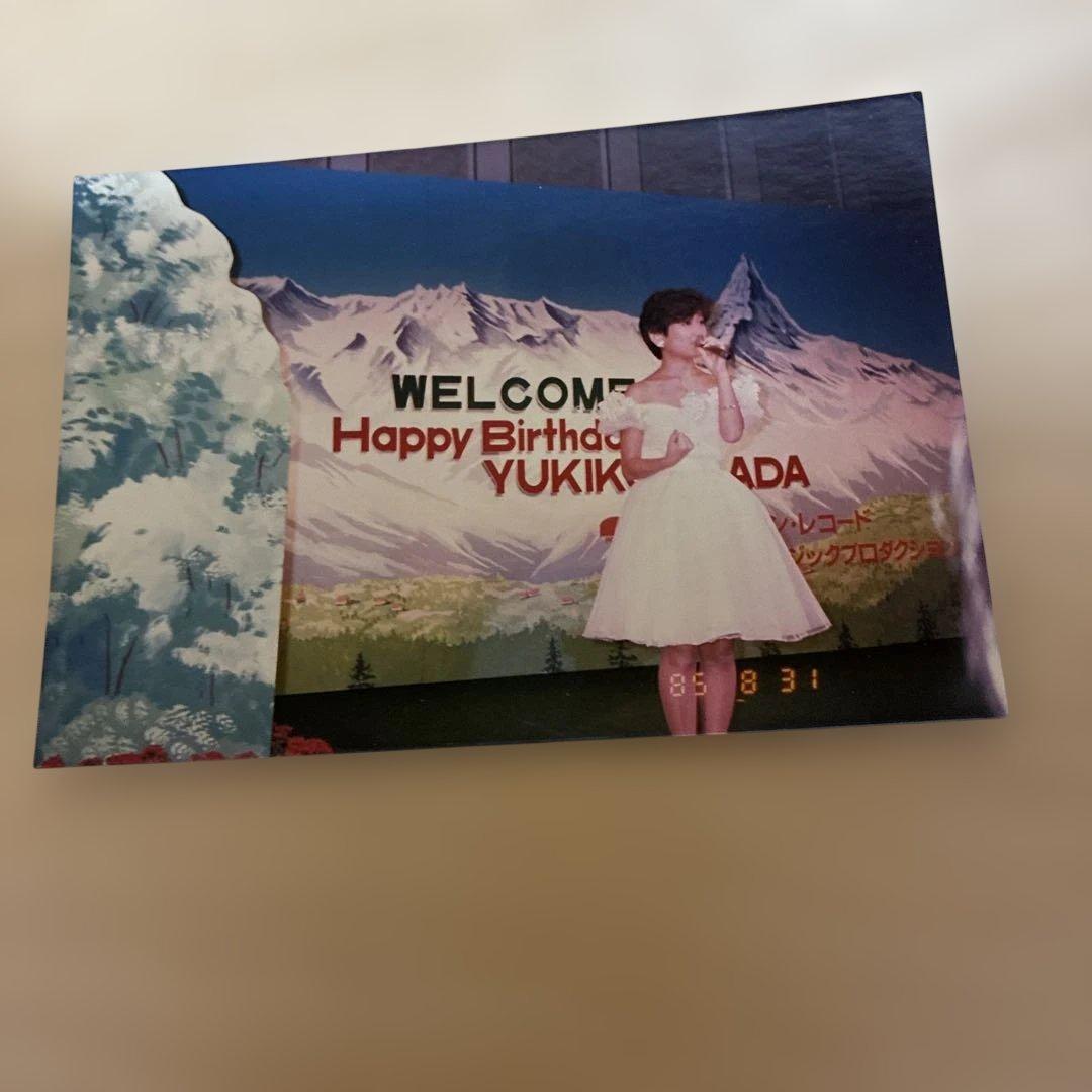 こ*ん様 岡田有希子　バースデーパーティ　写真